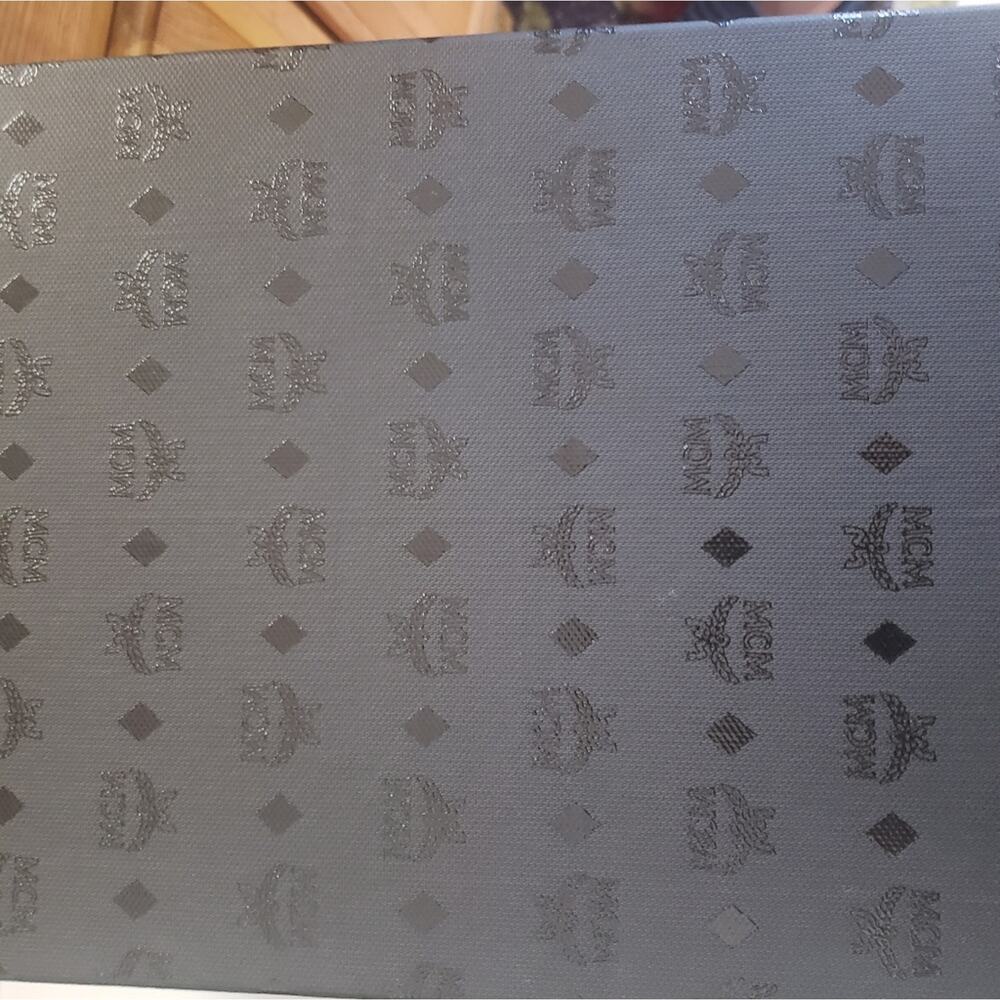 MCM white Logo sneakers size US 9 IT 42 - Picture 3 of 12